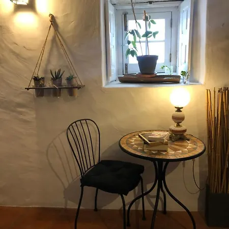 The Castle House - Unique Places אובידוס